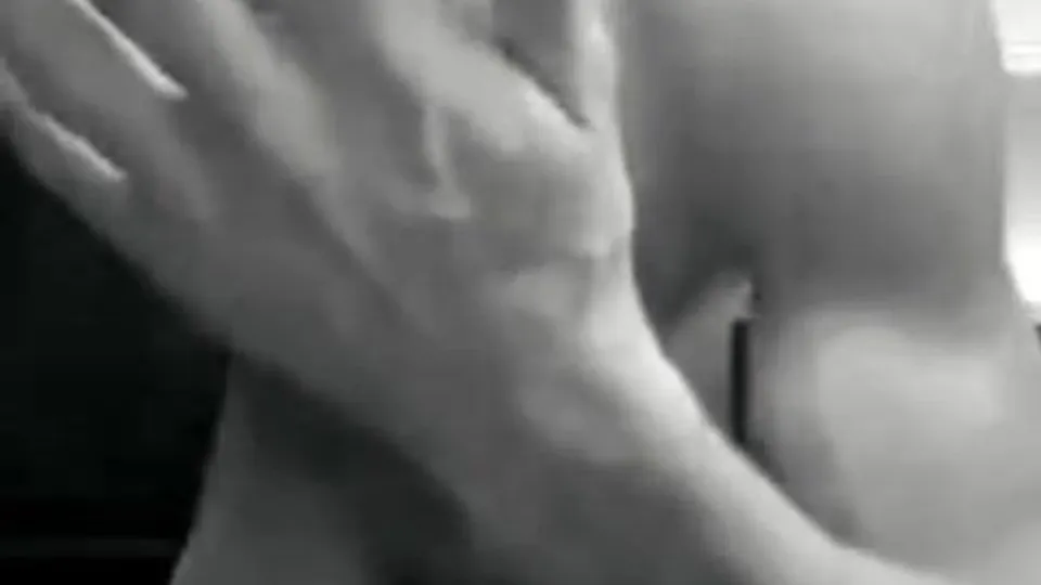 000 BW Day 00881
