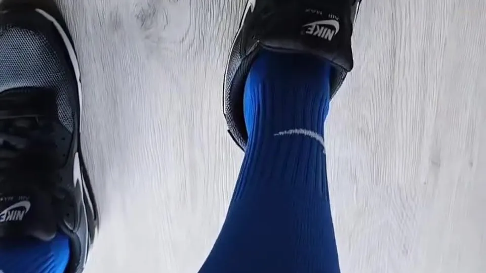 Foot Fetish: Guy in Blue Soccer Socks