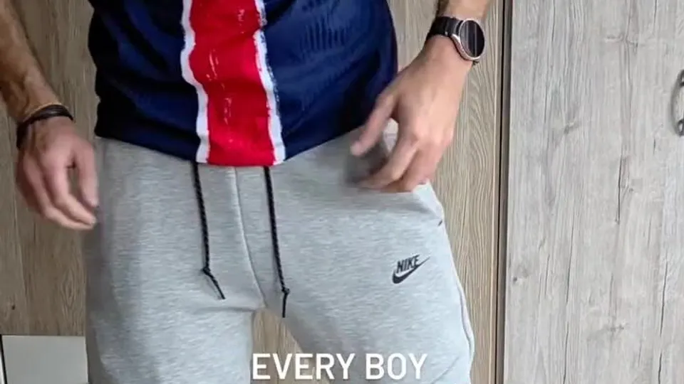 000 Sneaks and sox love 9982