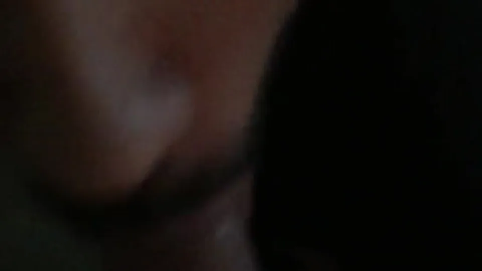 009 Blowing off a latin twin in his dorm while his roommate goes on a walk so he can his nut..mp4