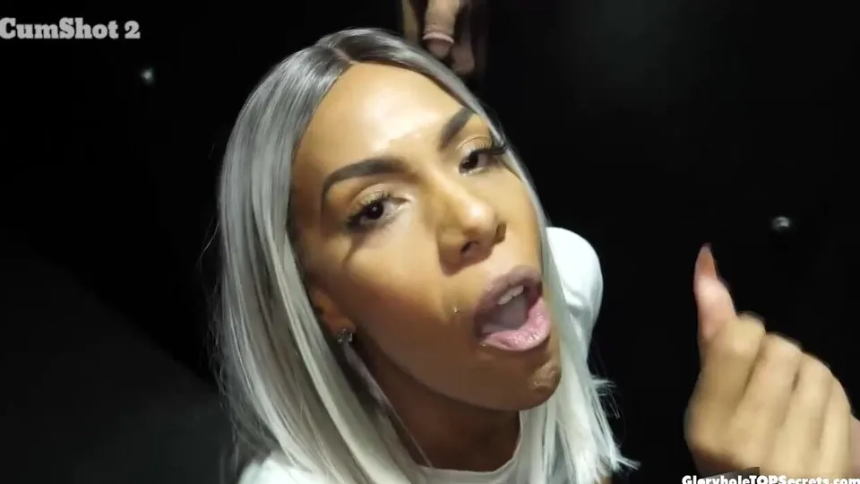 Lexxi Swallows 10 Cumshots