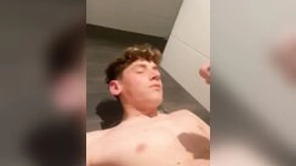 [137] Small clips from NT & hot cumshots