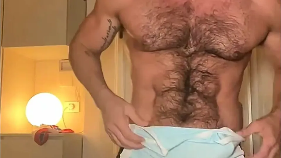 1432569 - video 13 - ThisVid.com