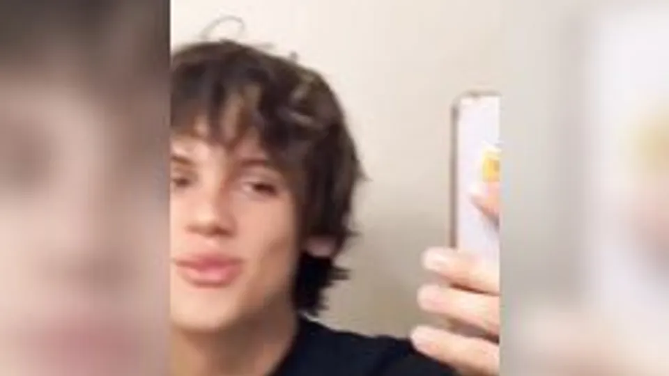 Twink Boys Masturbate in House