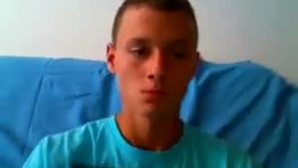 18 yo jerks big cock and cums on chest