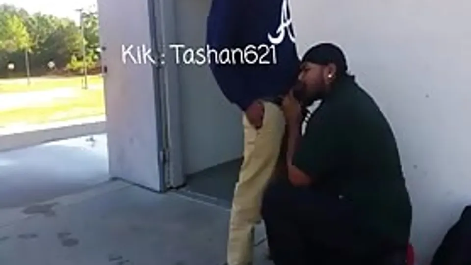 18 Yo Teen Gets Early Morning Head At The Park