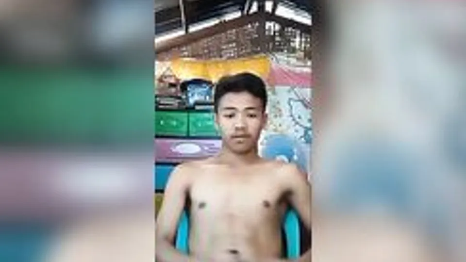 19 year-old pinoy guy