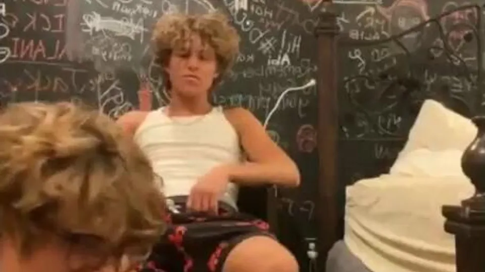 2 Curious Str8 Boys Playing With Their Sexy Feet & Tickling Each Other