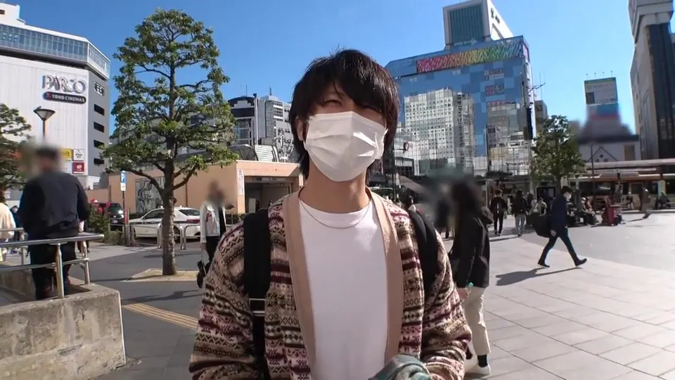 Masked Asian Solo Gets Down in Public