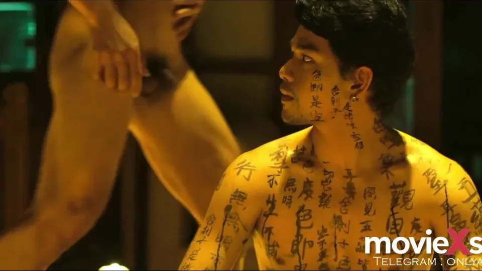 동양 근육 소년들 노출