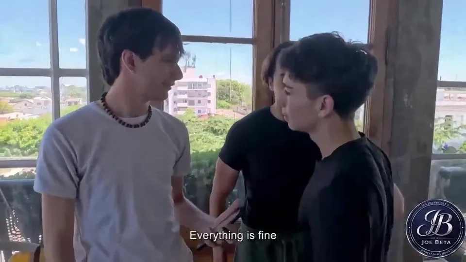 3 Spanish twinks fuck and suck