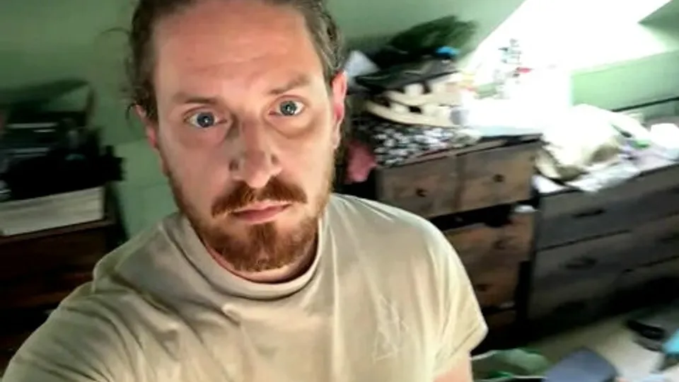38yo from the UK - ThisVid.com