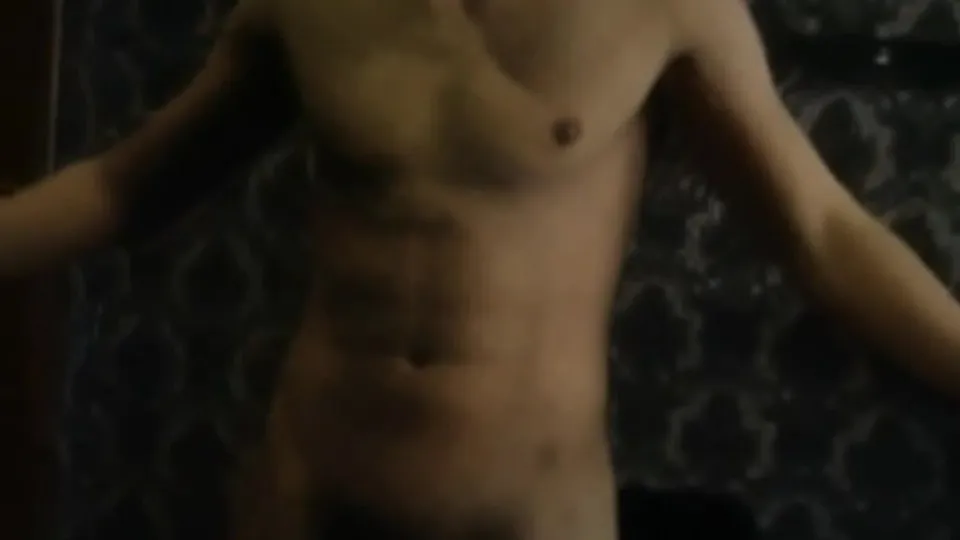 A Caucasian guy undresses and poses for a friend - ThisVid.com