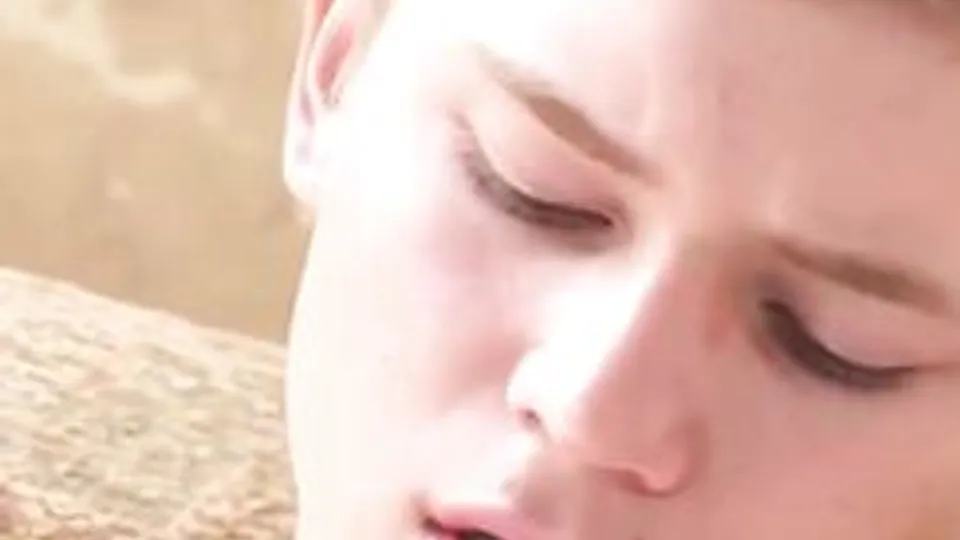 A Cutie Shows his Body and Cum ... HD