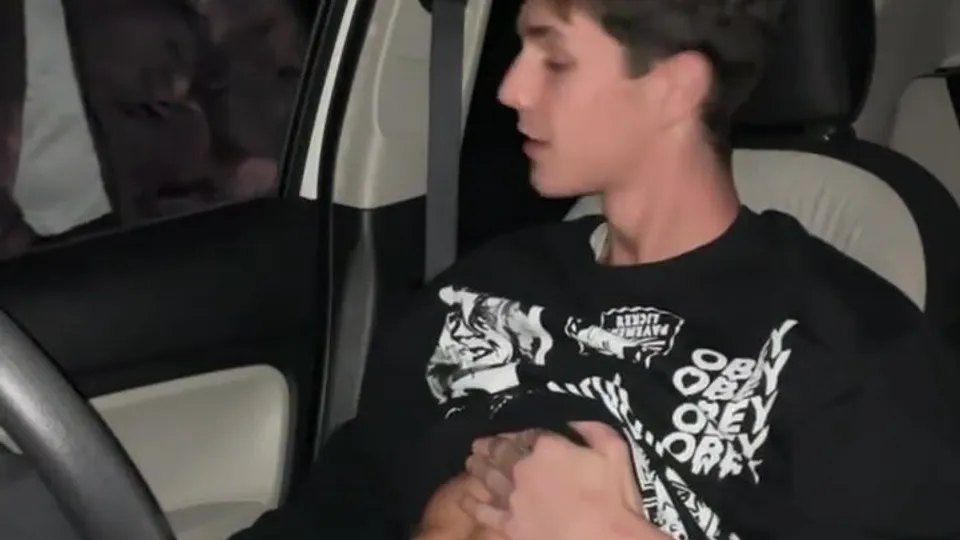 A Helping Hand - video 6 - ThisVid.com
