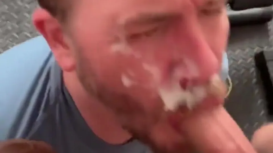 A milky face shower - ThisVid.com