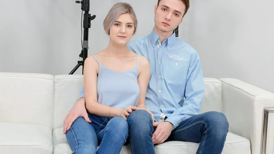 A young Russian couple fucks great at a porn casting 