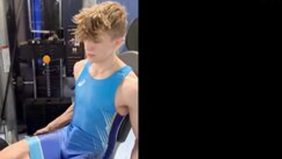 AA Vid - Gay porn cute blond boy amateur solo shorts comp tube