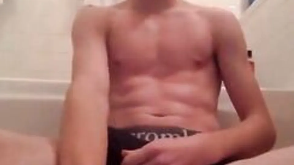 [ABX][3][546] - Young wanks in the bathroom
