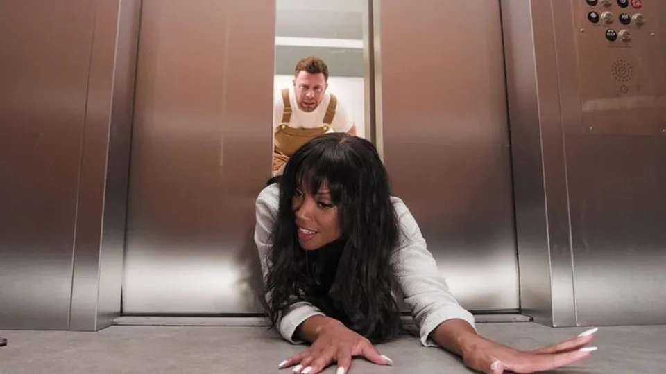 Adult Time - Seth GambleAugust Skye - Stand Clear Of The Doors 