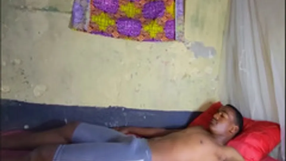 African sleepstreamer giving the fans what they want - ThisVid.com