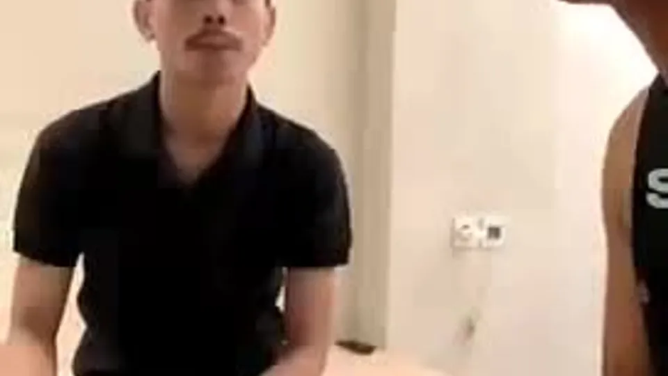 Asian Twink Takes Gay Top