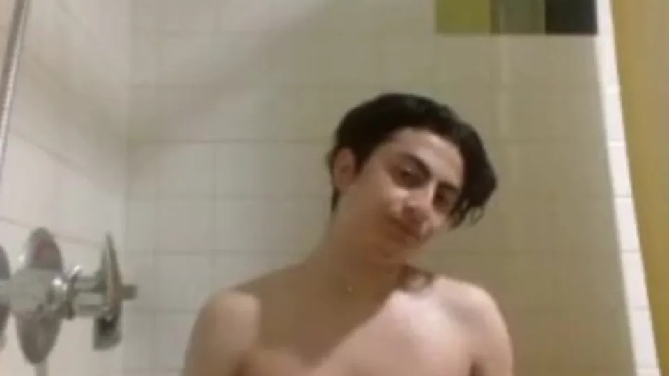 College Student Masturbates in Dorm Shower