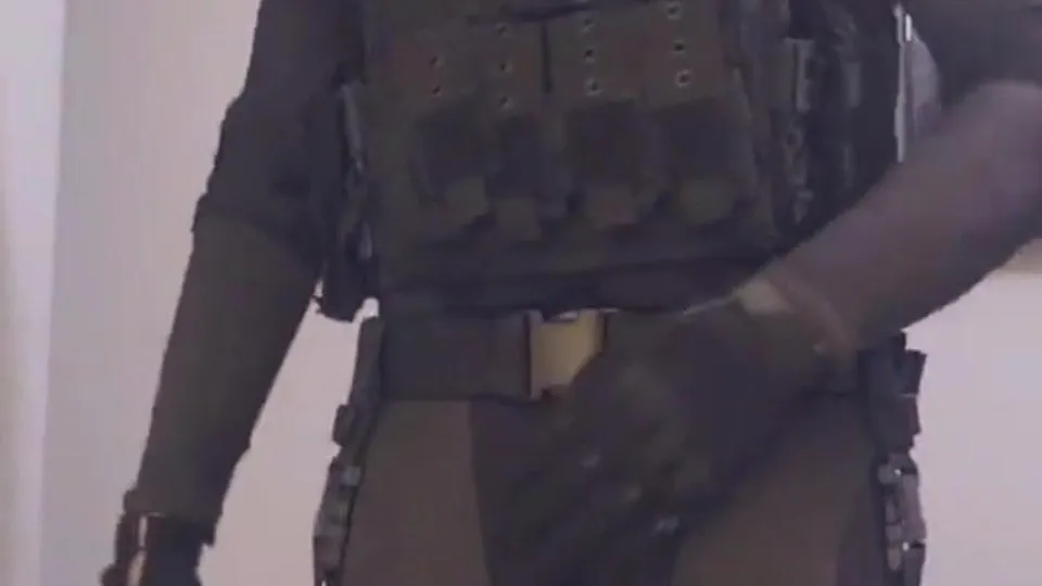 Military Twink Solo