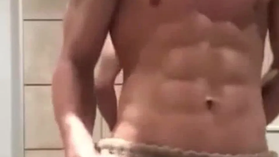 Twink Admires Himself Naked