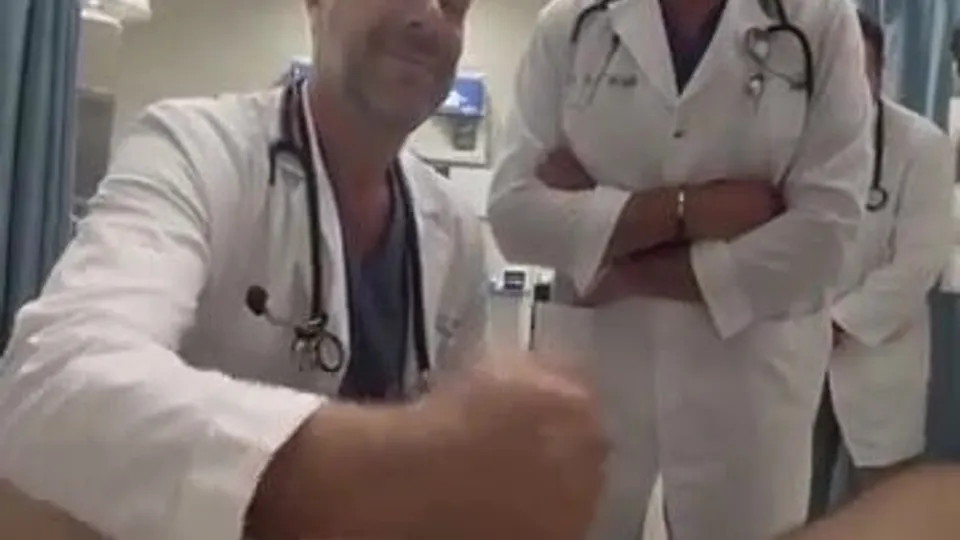 AI doctor daddies - ThisVid.com