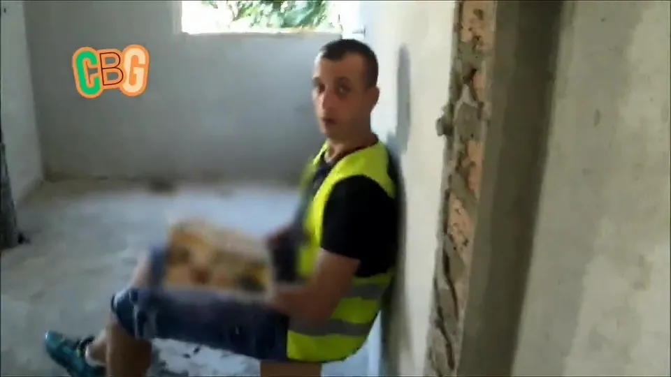 AKI JERKOFF (Crazy Belgrade Guys) - ThisVid.com