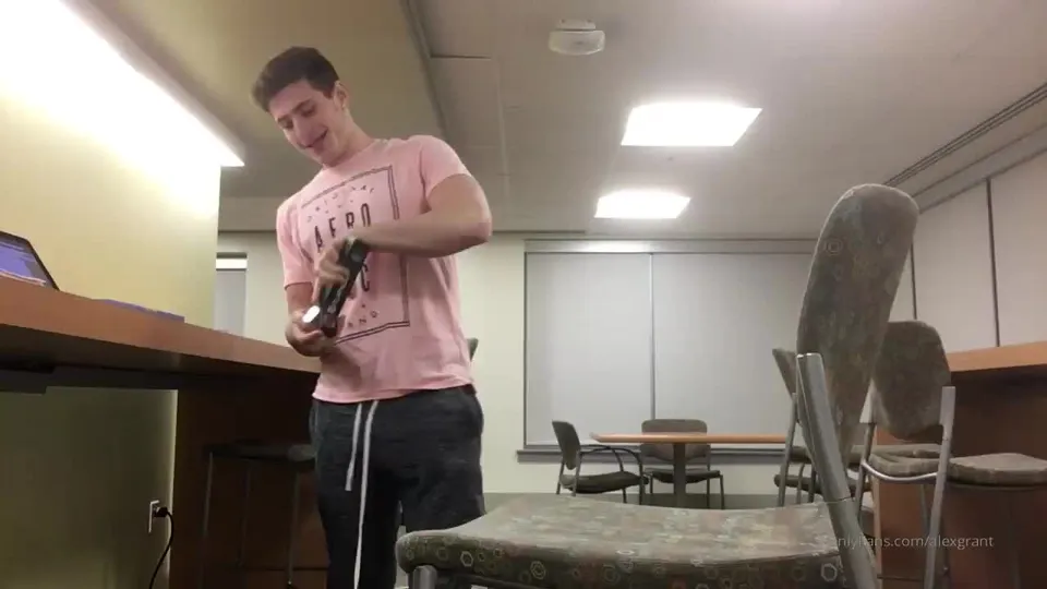 AlexGrant Beautiful Slutty Muscular Versatile Dicksucker Jock, Facial Cum Swallowing, Anal Fuck Versatile (10).mp4