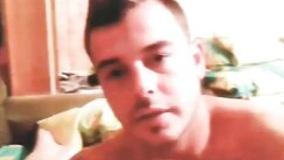 Amateur hustler licking sperm