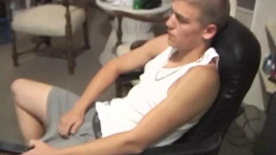 Amateur Lance Jerking Off