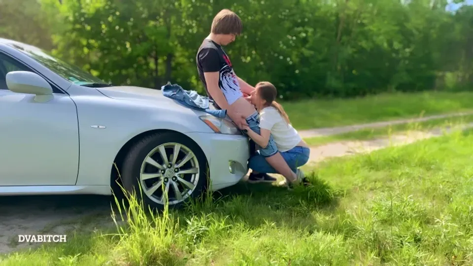 Amateur Te*** Couple Fucking Outdoors