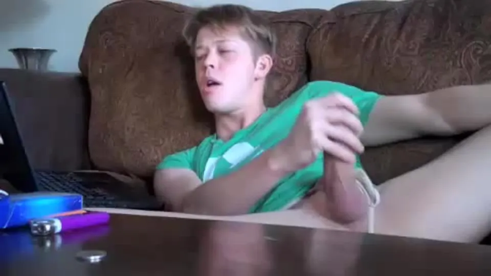 Amateur Twink Filming His Slippery Wanking