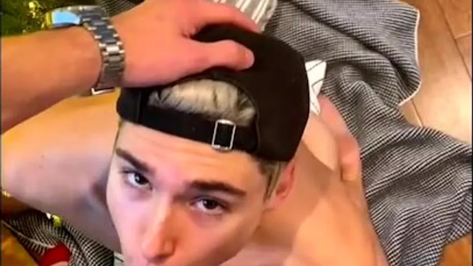 Amazing bl$k$ sucked by friend - ThisVid.com