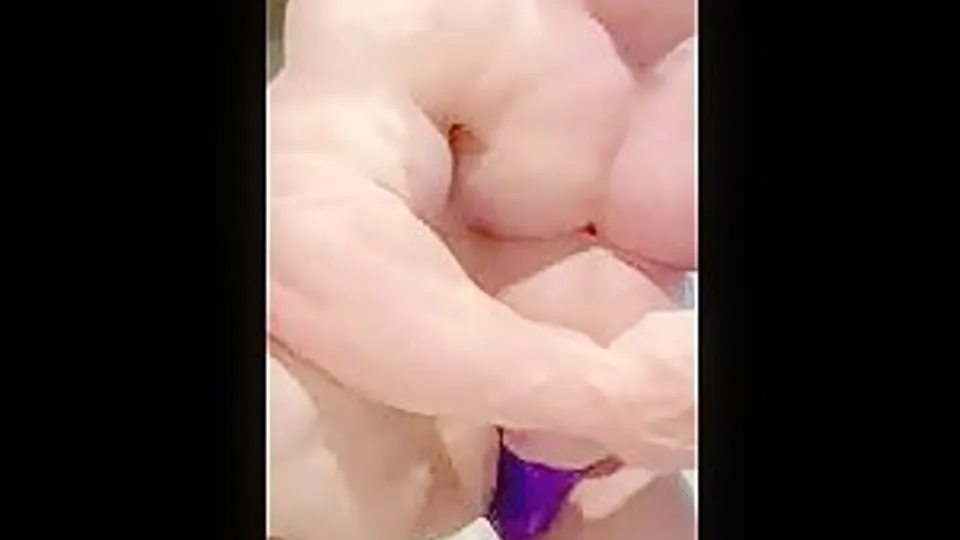 Amazing muscle show
