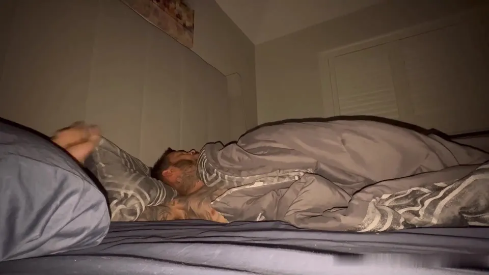 Amazing straight boy after sleep - ThisVid.com