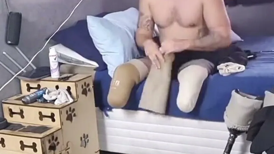 Amputado's Intimate Encounter