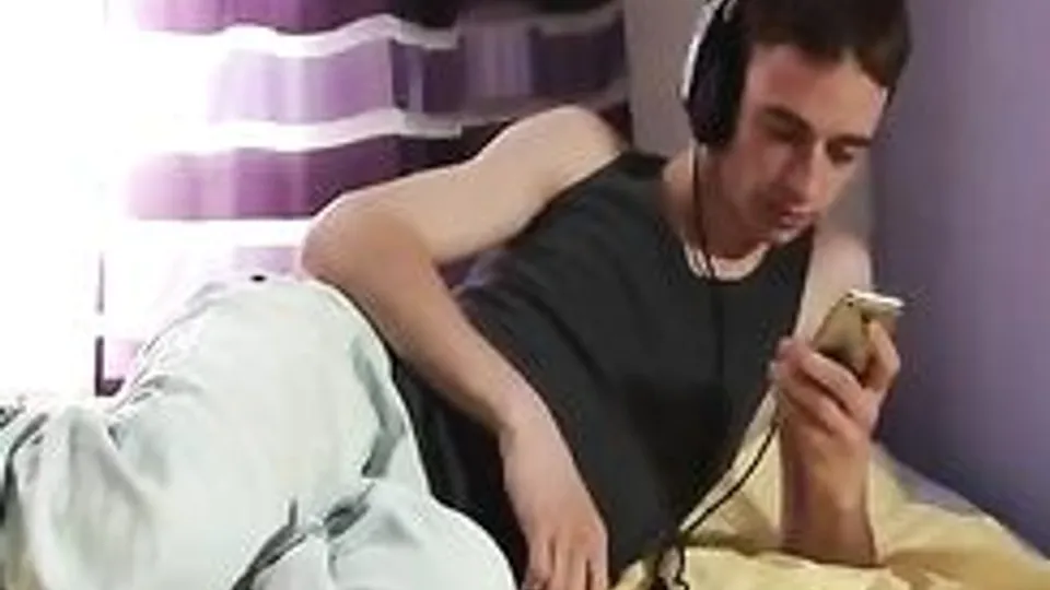 Twink Masturbates with Anal Beads