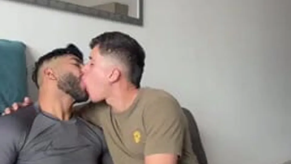 Andres Milan and Orlando Rivas bang on the sofa