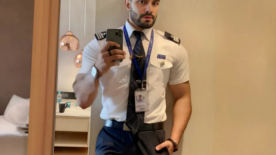 Another Young Handsome Pilot Got Baited To Cum - ThisVid.com