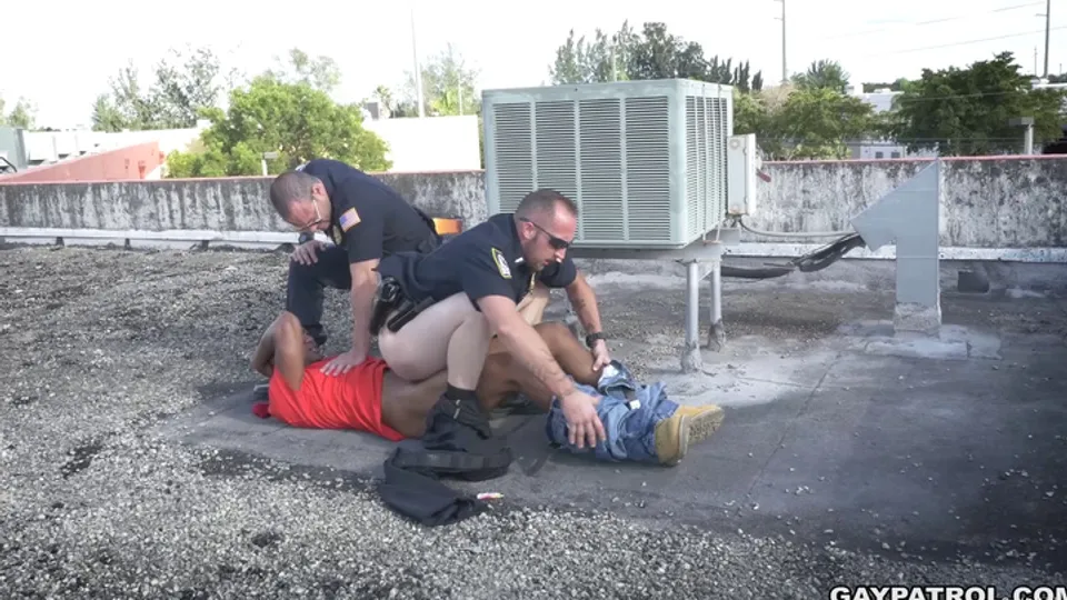 apprehended breaking and entering suspect gets to fuck the police  — PornOne ex vPorn