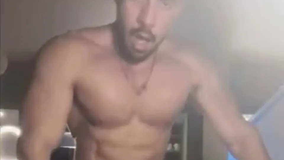 Arab friend uses me - ThisVid.com
