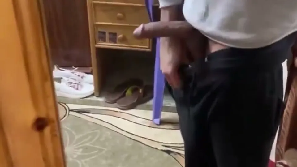 arab guy shows dick in bedroom