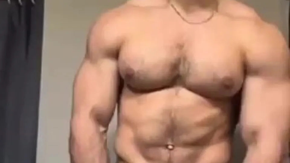 Arab hunk showing off his thick cock (no sound) - ThisVid.com