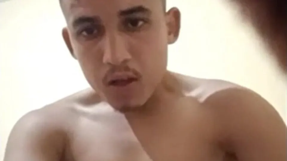 Arab lad baited - video 418 - ThisVid.com