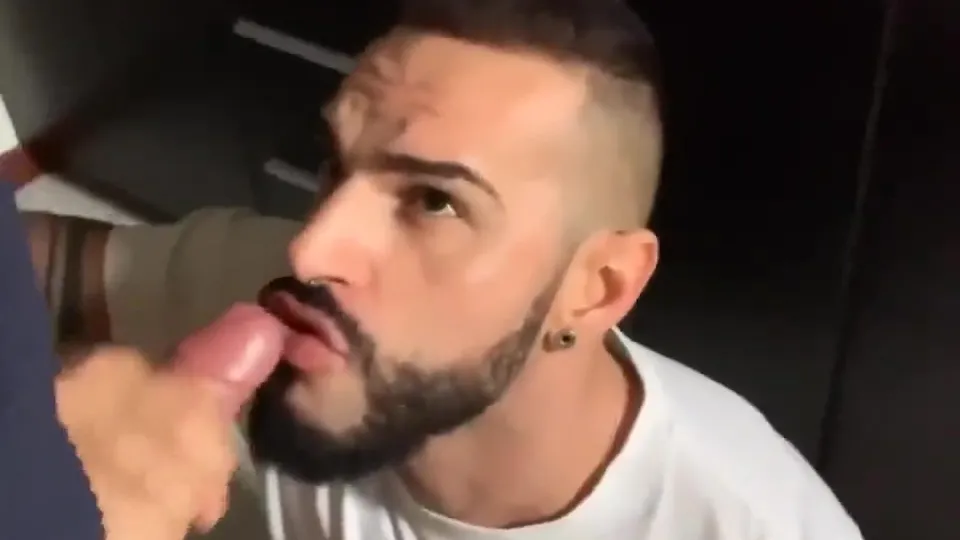 Arab Man Gets a Huge Facial - ThisVid.com