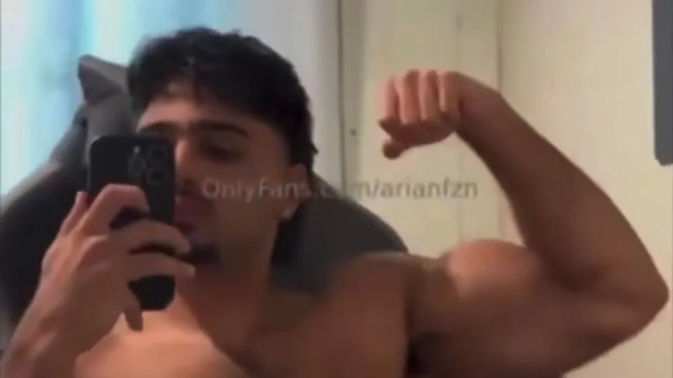 Arab tiktoker big cock - ThisVid.com